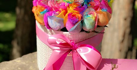 باکس گل رنگین کمانی,سفارش آنلاین جعبه گل,جعبه گل رز هلندی رنگین کمانی,جعبه گل رنگین کمانی,باکس گل خاص,قیمت گل رز,فروش آنلاین جعبه گل,قیمت باکس گل
